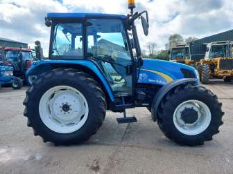 2010 NEW HOLLAND T5050 4WD TRACTOR