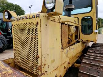 Caterpillar D5B VHP SA Steel tracked crawler