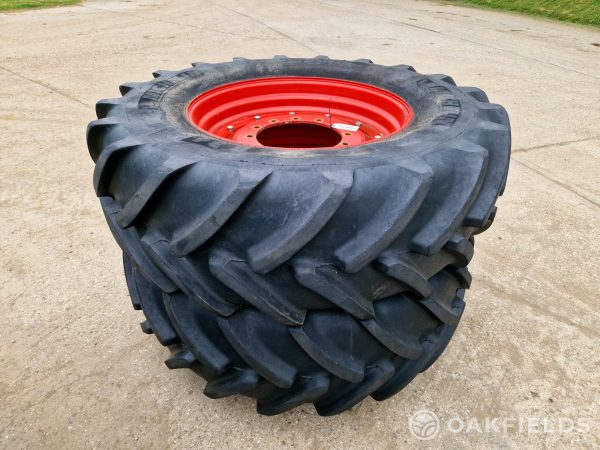 Wheels & Tyres