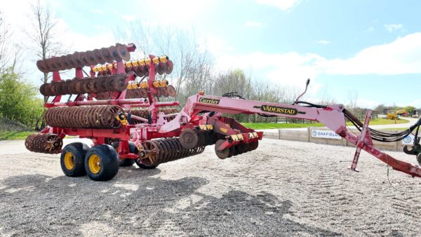 2001 Vaderstad CR820 8.2m Carrier