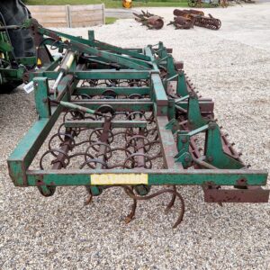 25900-(4)