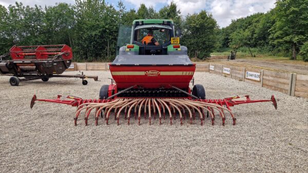 1995 Massey Ferguson LZ 510 4m Grain Drill