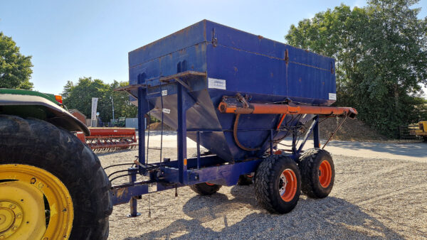 1990 Ken Wootton 10 Ton Drill Filler