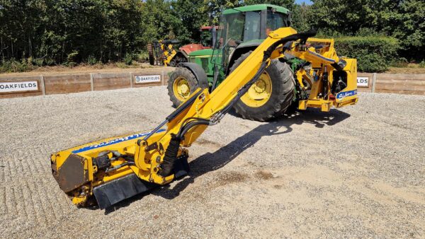 2013 Shelbourne Reynolds HD762 VFR Hedge Cutter