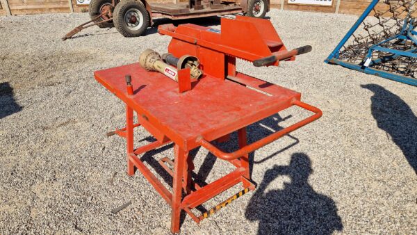 Lawrence Edwards Sawbench