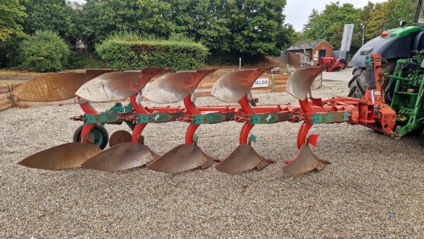 Kverneland ED85-300 5 Furrow Plough