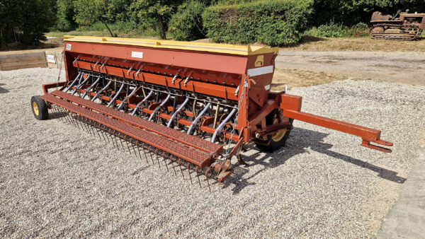 Falcon 4m Tine Drill