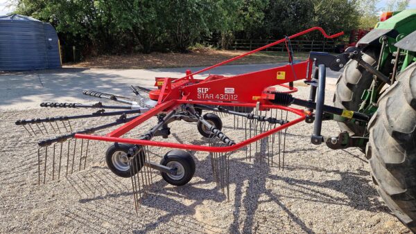2020 SIP STAR 430/12 Single Rotor Tedder