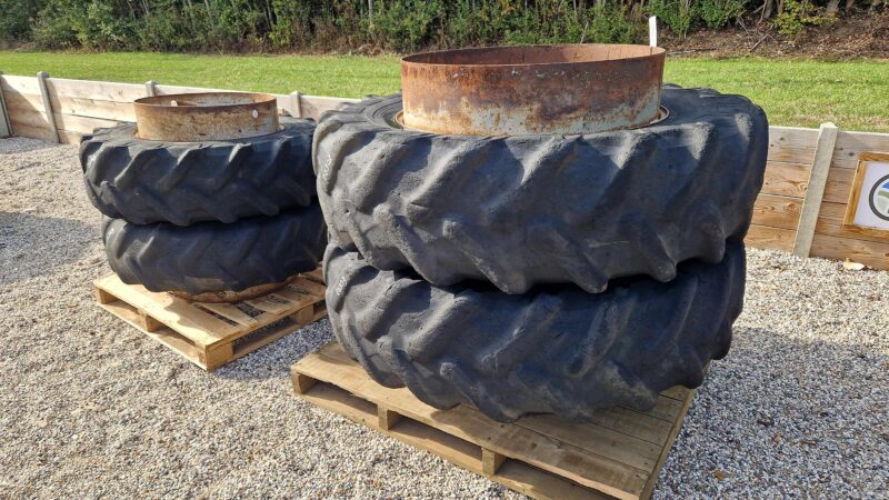 26303-(4)