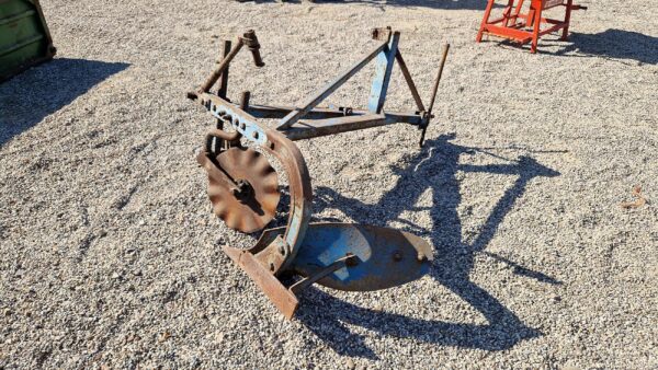 Ransomes Single Leg Offset Plough