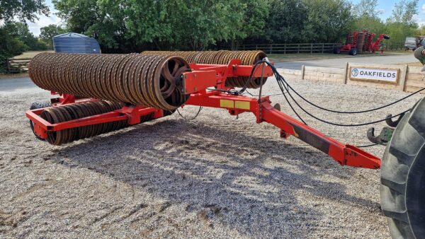 2004 Quivogne RAP830 8.3m Rolls