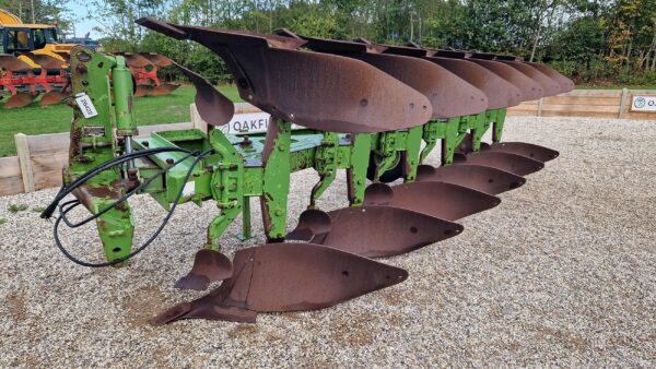1996 Dowdeswell DP120S 6 Furrow Plough