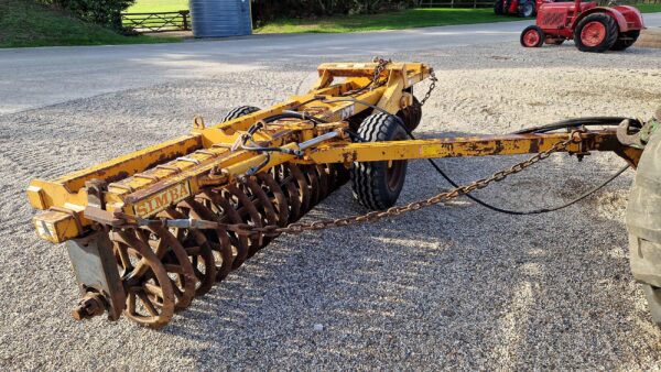 1991 Simba 3.8m Single Row End Tow Press