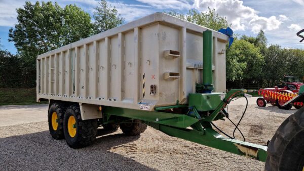2004 GT Bunning 18 Ton Grain Trailer