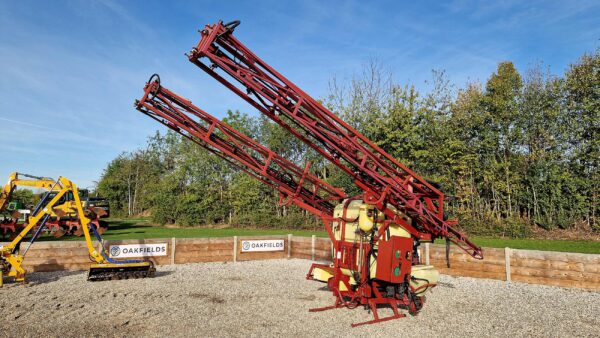 2004 Hardi Mega 24m 1000 litre Mounted Sprayer