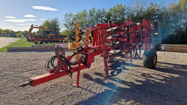 2012 Vaderstad TD400 TopDown Cultivator