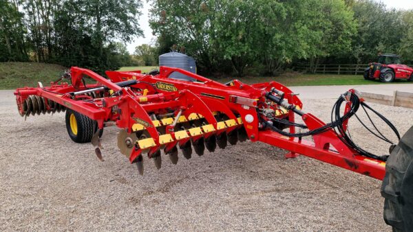 2012 Vaderstad TD400 TopDown Cultivator