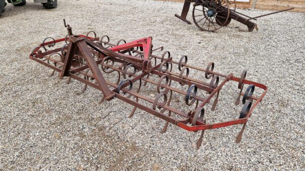 Kongskilde 10 foot Triple K Springtine Cultivator