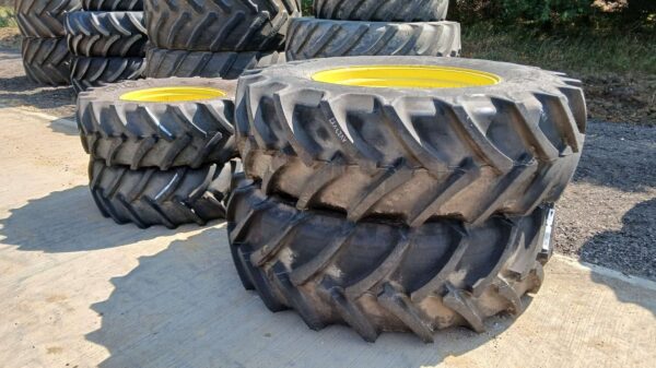 Mitas 520/85R38 and 420/70R28 wheelset on fixed John Deere rims
