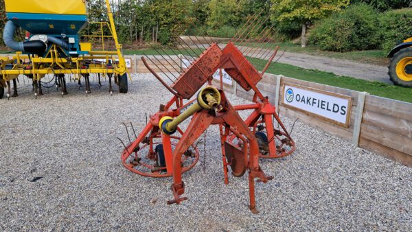 Deutz Fahr KU250 Twin Rotor Hay Tedder