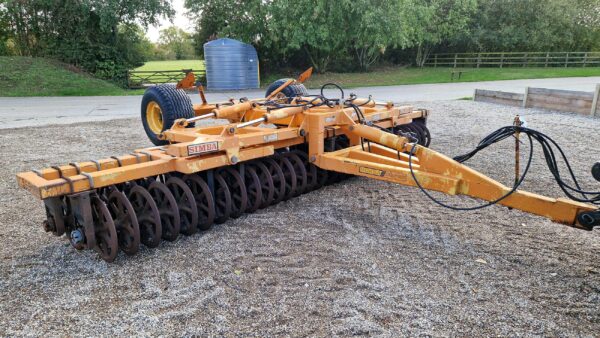 1998 Simba 5.5m Double Press