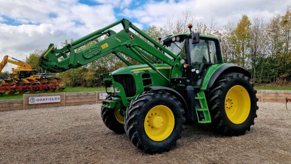 2011 John Deere 7530 Premium